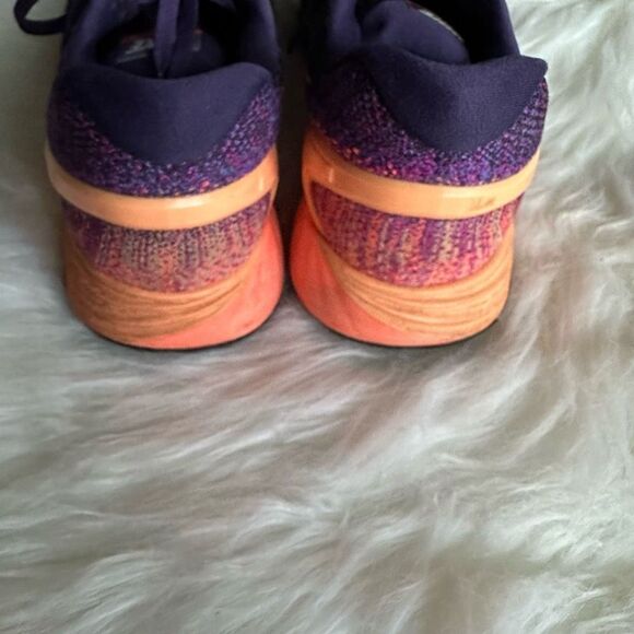 Nike lunarglide 7 Womans peach/purple gymshoe - Picture 3 of 8